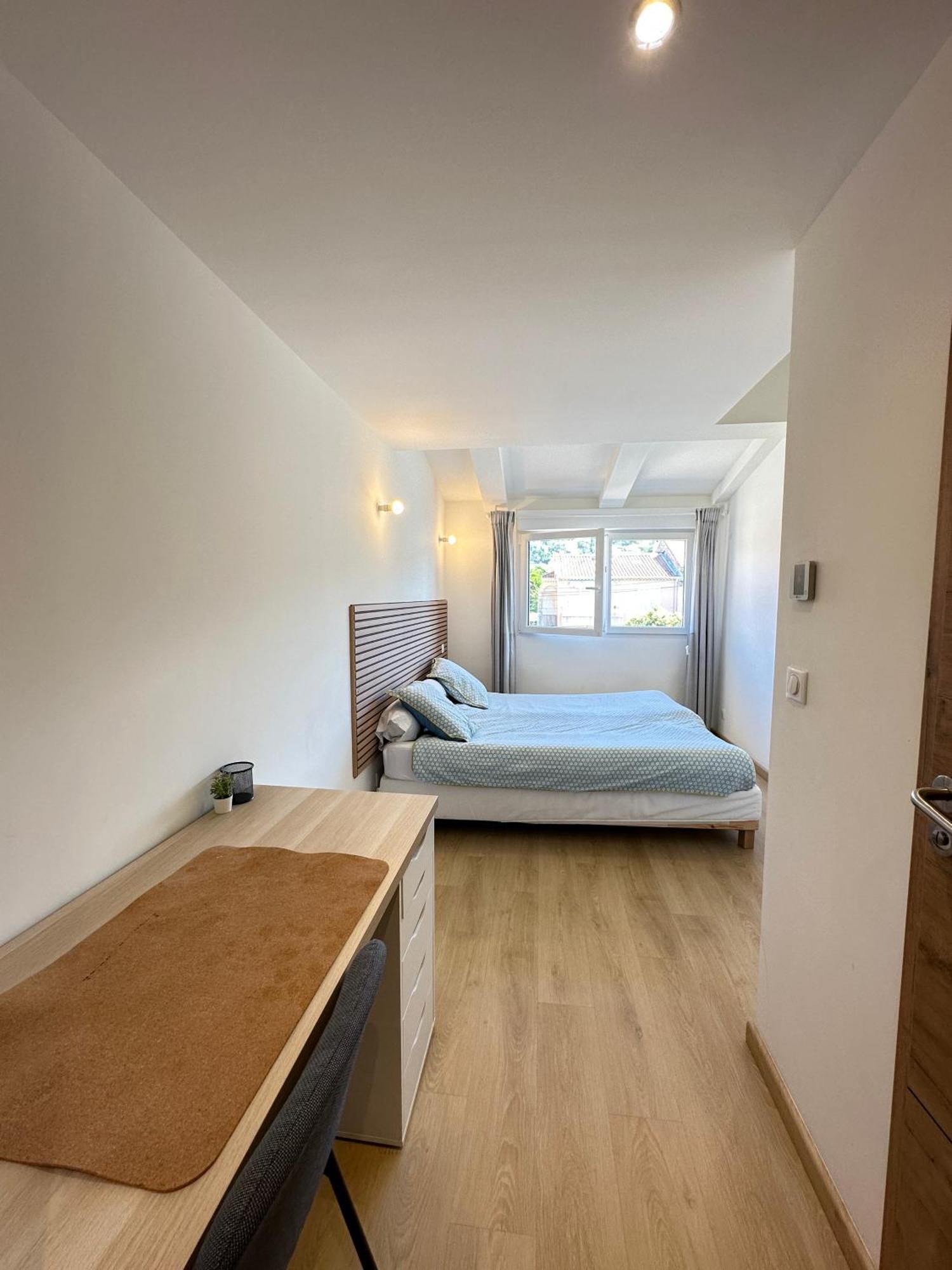 Maison De Confort A Et A 10 Minutes A Pied De La Holiday home